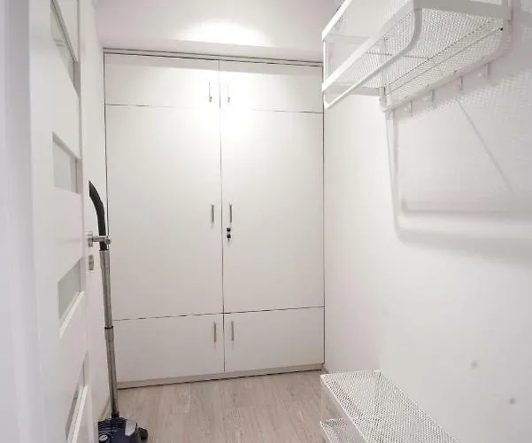 Апартаменти Lato Solna 11c Z Garazem *