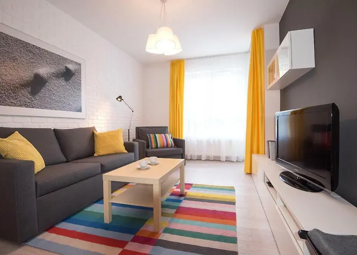 Lato Solna 11c Z Garazem Апартаменти *